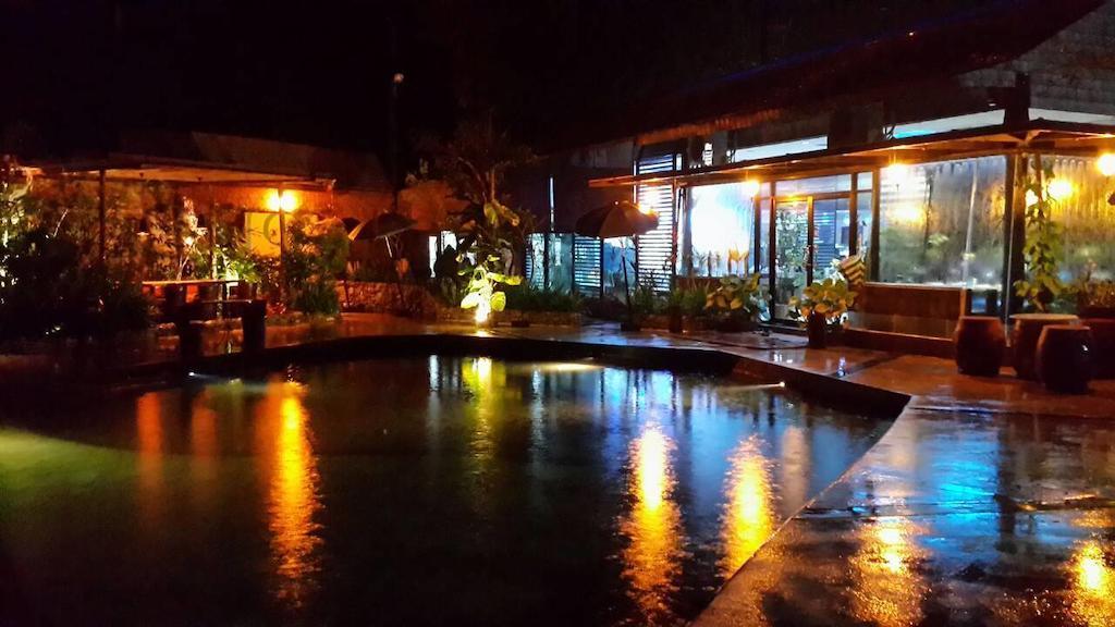 Ban Pa Khlok The Vareeya Resort מראה חיצוני תמונה